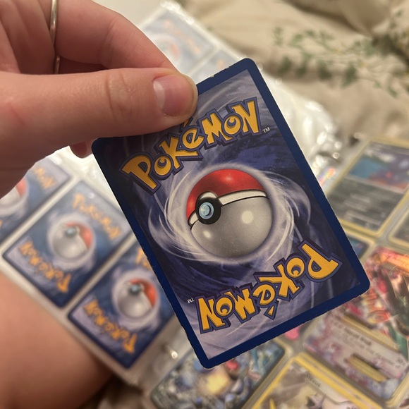 PIKACHU 60/64 1st edition - Picture 3 of 3